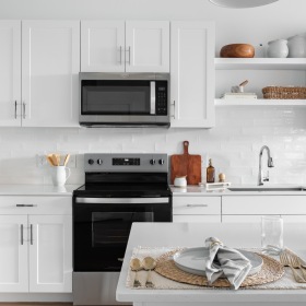 Beautiful kitchens with designer finishes Beautiful kitchens with designer finishes